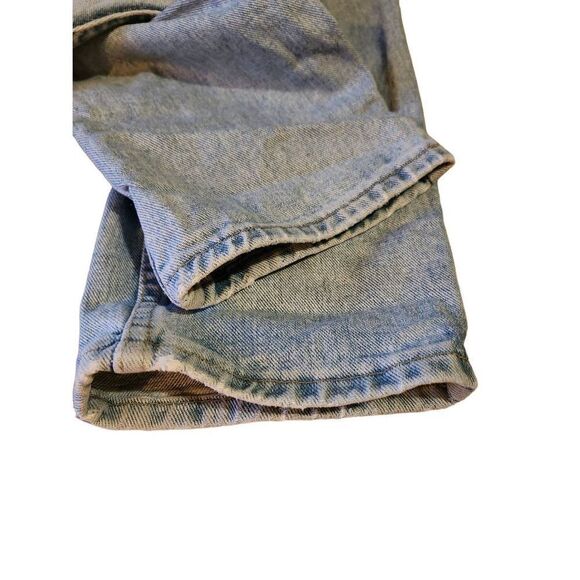 Vintage Wranglers light wash mom jeans - Picture 4 of 7